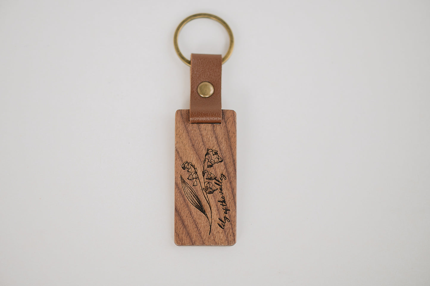 Engraved Walnut Birth Month Flower Keychain
