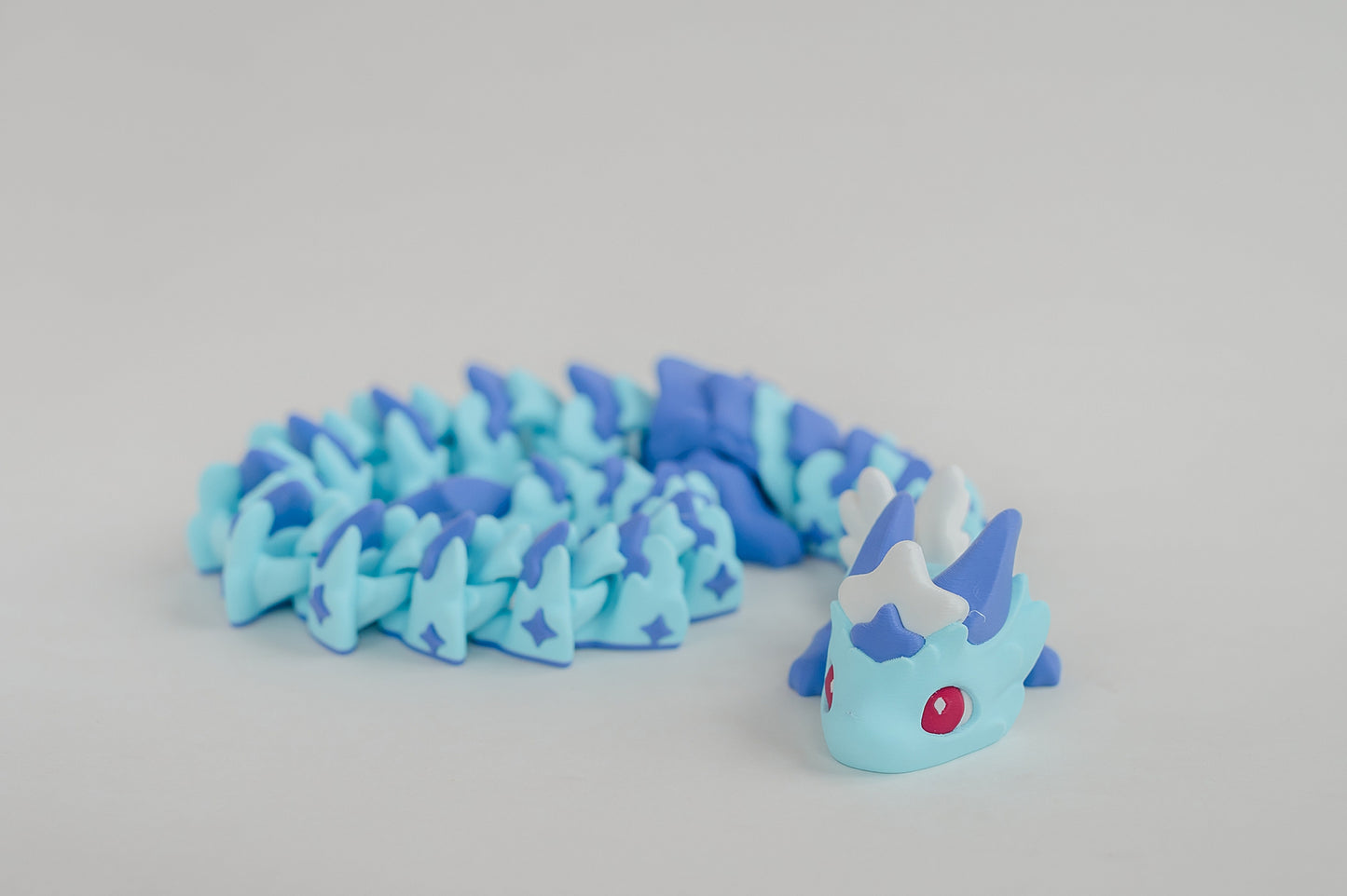 Star Dragon Ziggle Pet – 25" Articulated Fantasy Fidget Toy