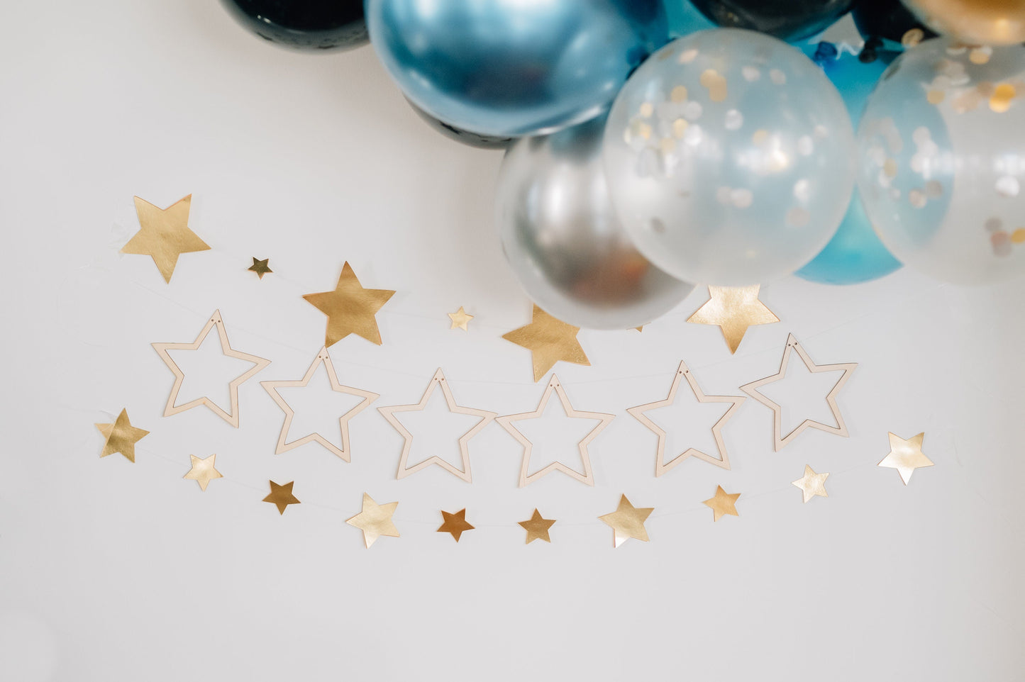 Star Outline Banner